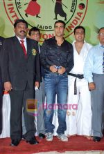 Akshay Kumar at 1st Invitational Open National Karate Championship in Andheri Sports Complex, Mumbai  on 21st Oct 2009 (28).JPG